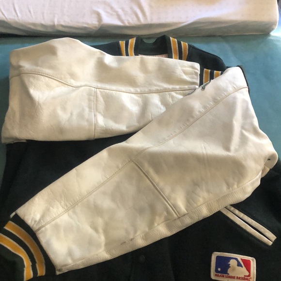 Letterman jacket - Picture 2 of 4